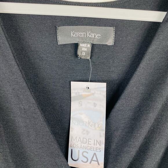 Karen Kane Plus Size 1X Sleeveless Knit Blouse Top Black - Picture 4 of 4